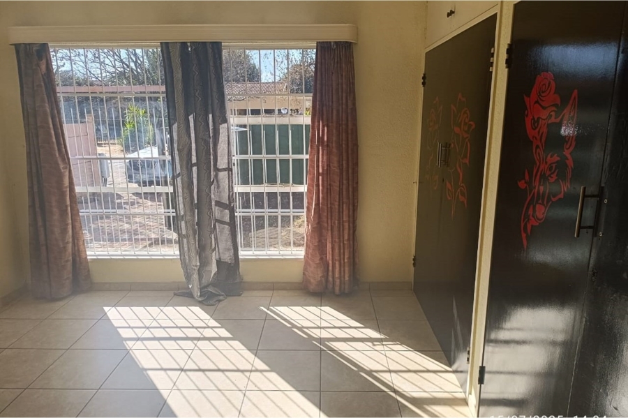 3 Bedroom Property for Sale in Orkney Park North West